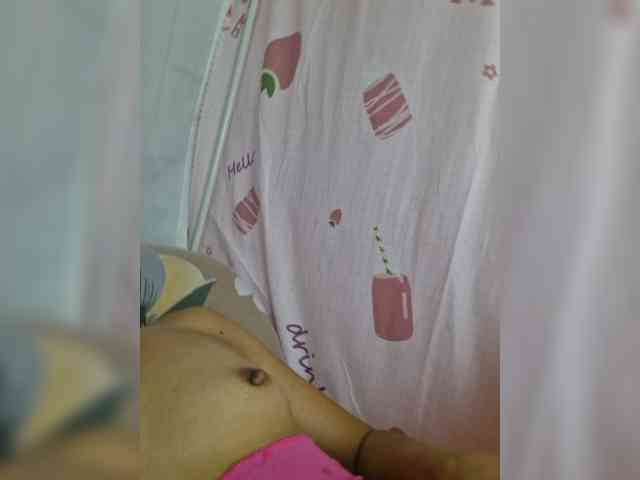 SweetScarlett_69 webcam
