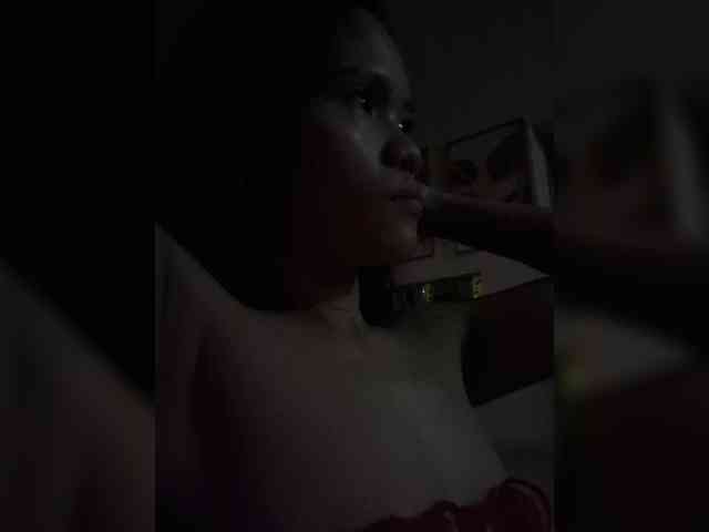 SweetScarlett_69 webcam