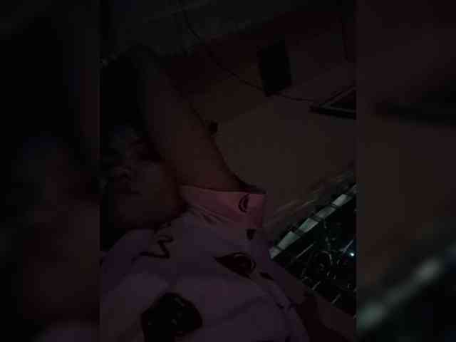 LovelyQueen webcam