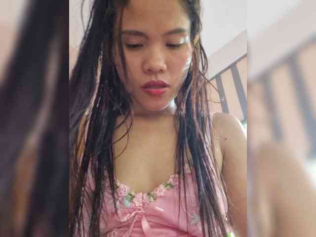 SweetScarlett_69 webcam