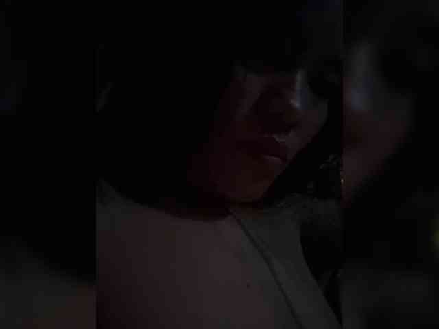 SweetScarlett_69 webcam