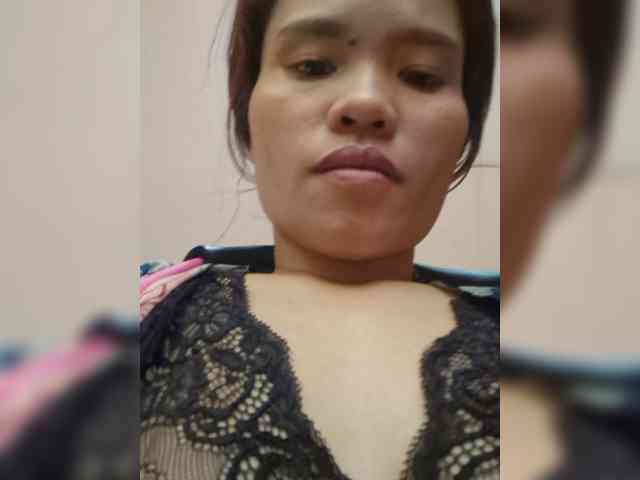 BbHoneyBee_69 webcam
