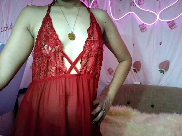 LovelyQueen webcam