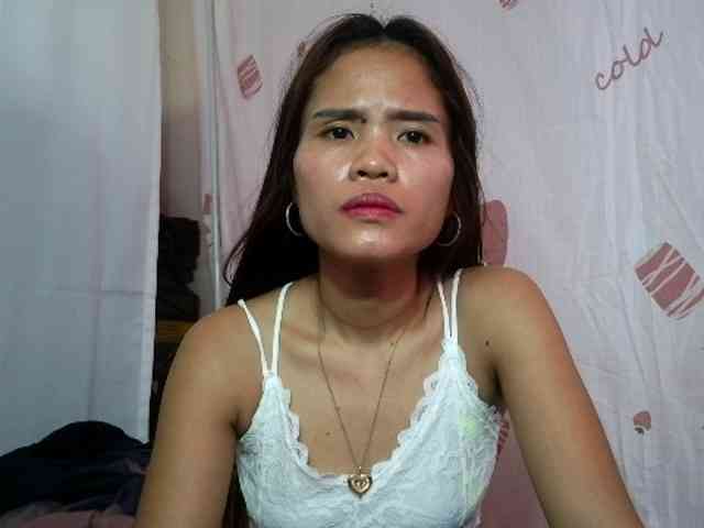 LovelyQueen webcam