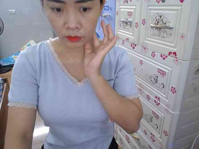 Hana112 webcam