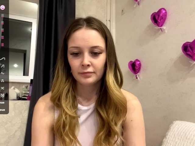 CrystalCrispen live cam on BongaCams