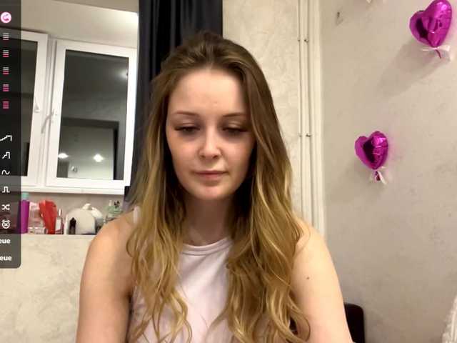 CrystalCrispen live cam on BongaCams