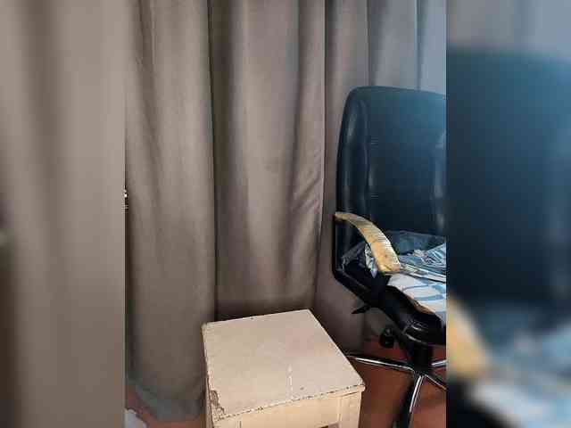 A-L-E-X-E-I Sex Cam Show
