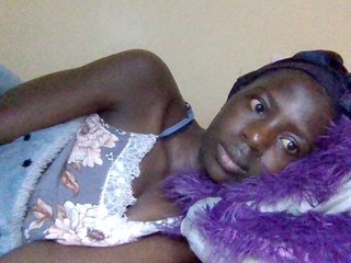 Cute-Selena2 Porn Show
