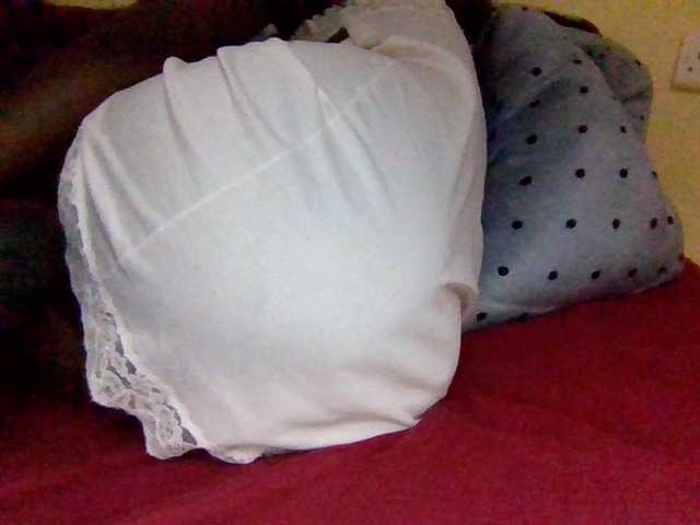 Cute-Selena2 live cam on BongaCams