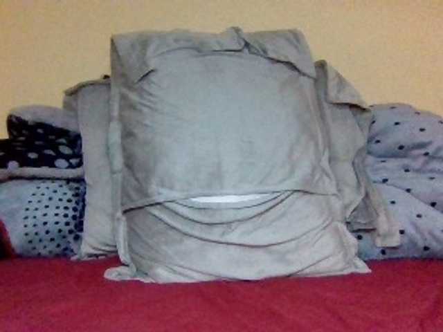 Cute-Selena2 live cam on BongaCams