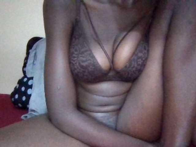 Cute-Selena2 live cam on BongaCams