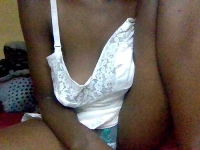 Cute-Selena2 live cam on BongaCams