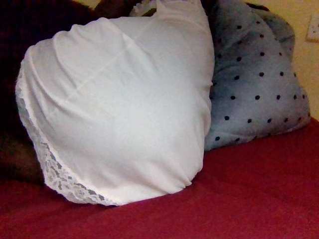 Cute-Selena2 live cam on BongaCams