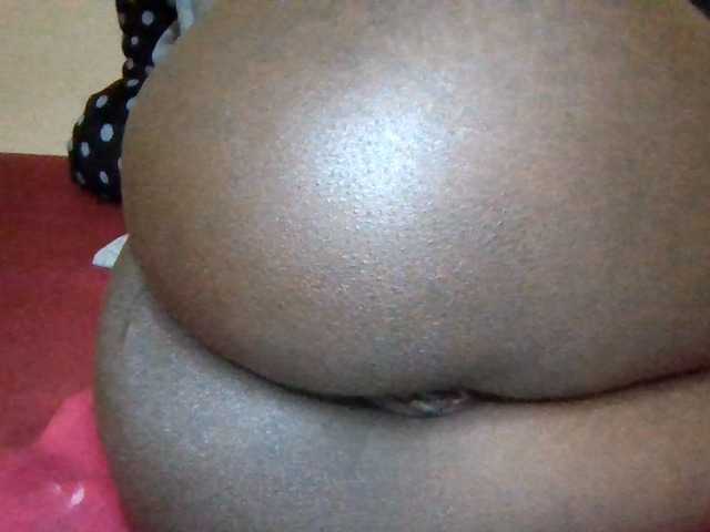 Cute-Selena2 live webcam show