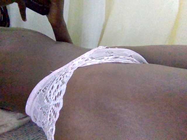 Cute-Selena2 webcam bongacams model stream image