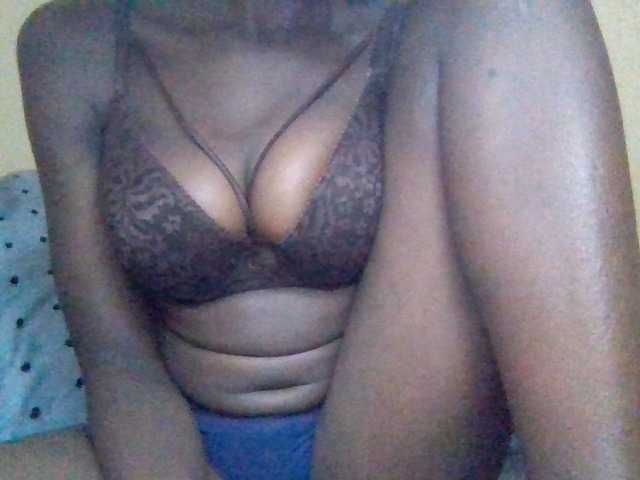 Cute-Selena2 live cam on BongaCams