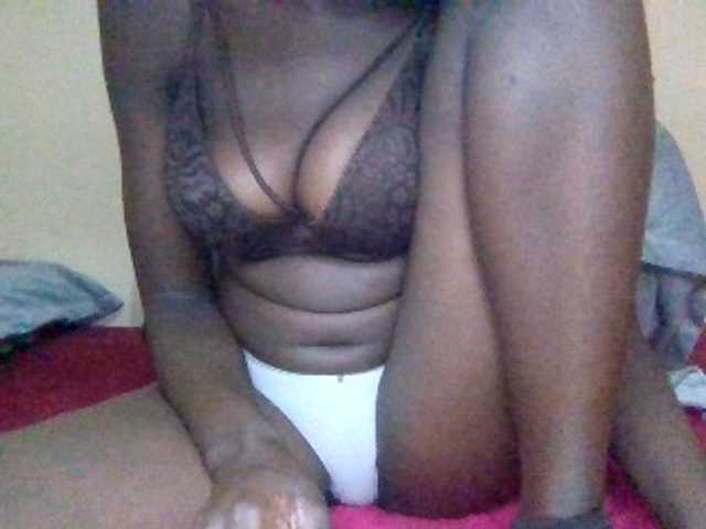 Cute-Selena2 live cam on BongaCams