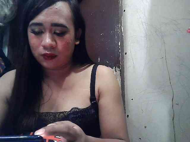Maderpaker05 Sex Cam Show