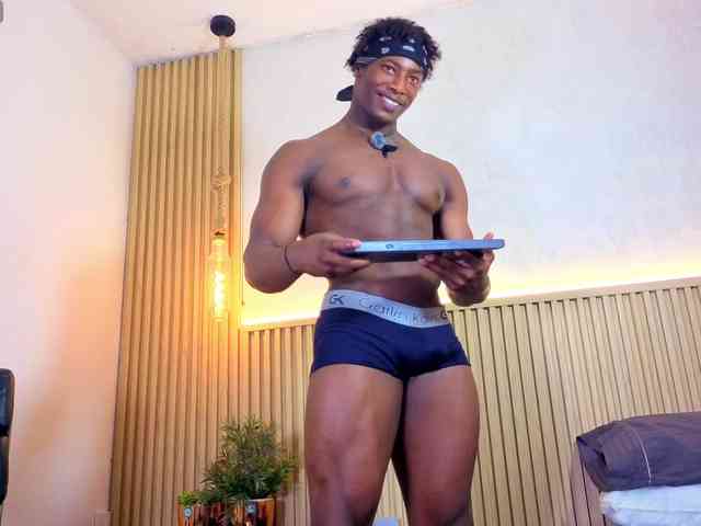 maxmuscle10 Sex Cam Show