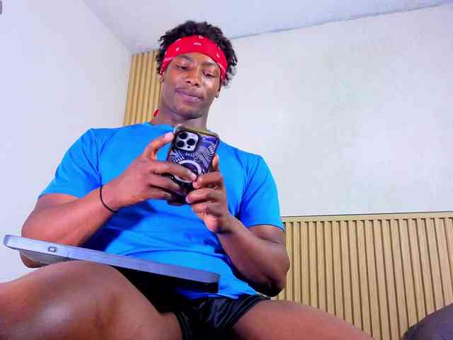 maxmuscle10 maxmuscle10