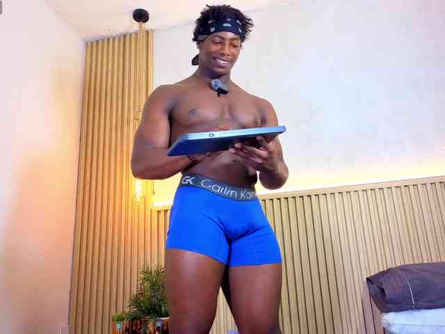 maxmuscle10 Sex Cam Show