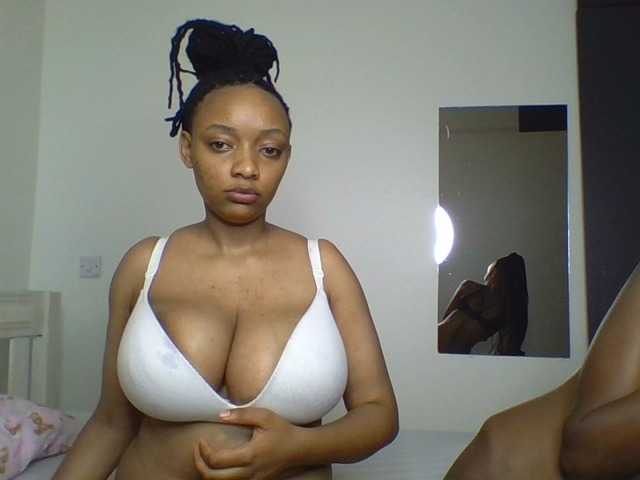twinflame live cam on BongaCams
