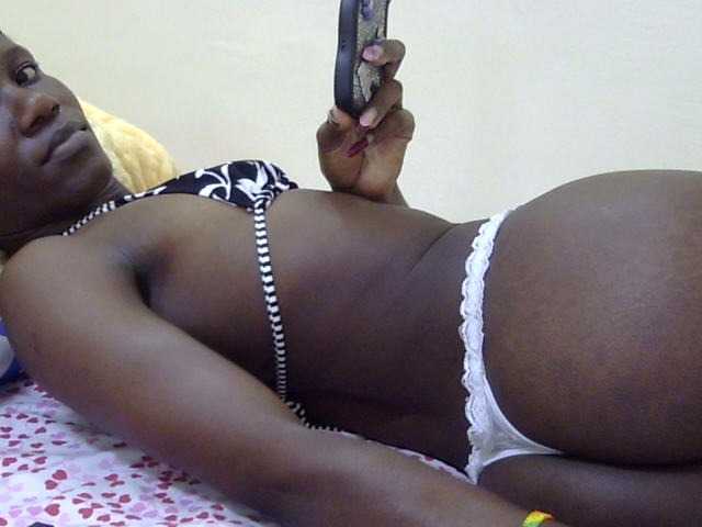 Candy-model live cam on BongaCams