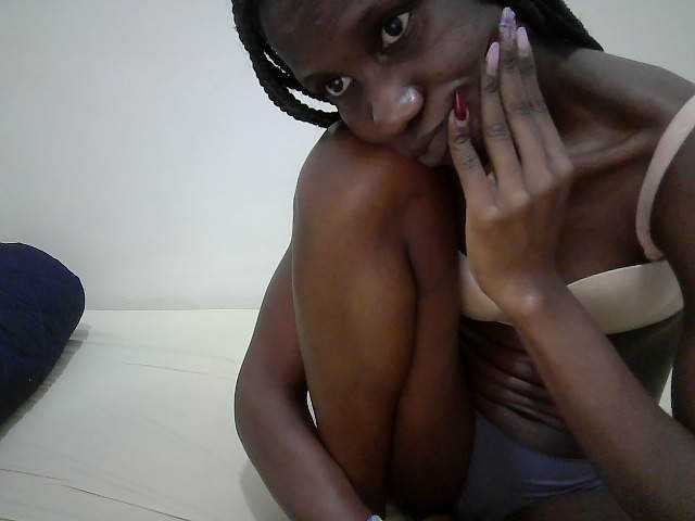 Candy-model live cam on BongaCams
