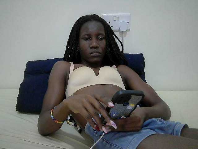 Candy-model live cam on BongaCams