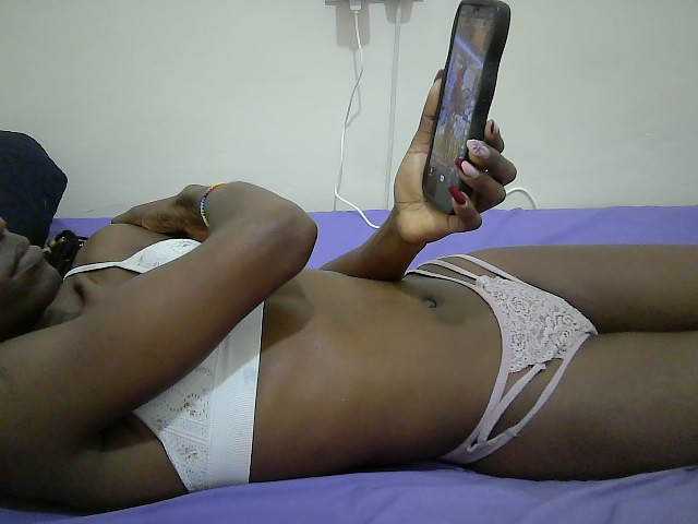 Candy-model live cam on UnifiedCams
