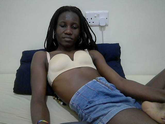 Candy-model live cam on BongaCams