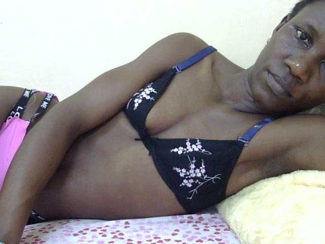 Candy-model live cam on BongaCams