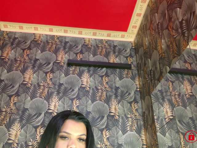 MadyMOAN live cam on BongaCams
