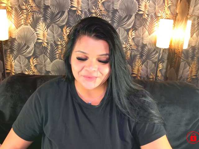 MadyMOAN live cam on BongaCams