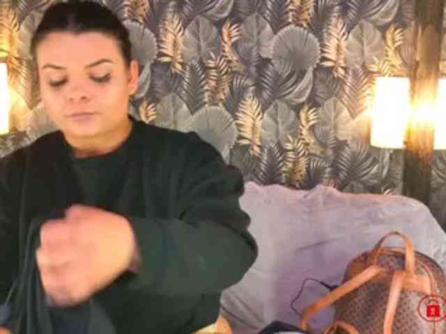 MadyMOAN webcam
