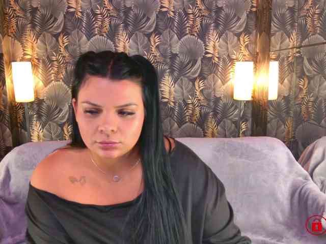MadyMOAN's webcam live show