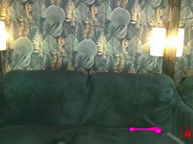MadyMOAN webcam