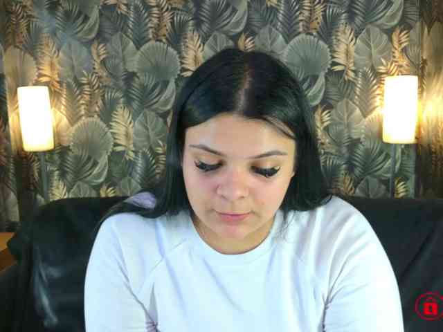 MadyMOAN webcam