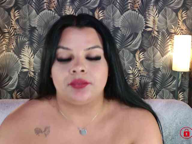 MadyMOAN webcam