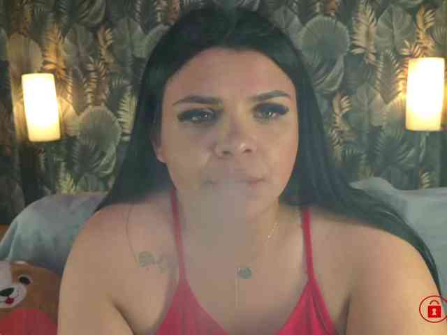 MadyMOAN webcam