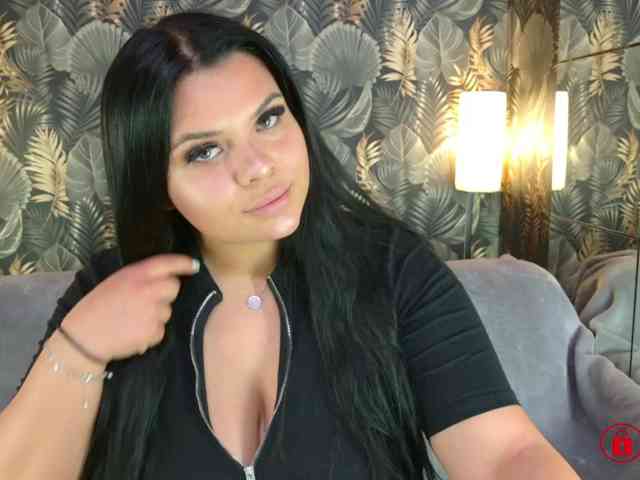 MadyMOAN webcam