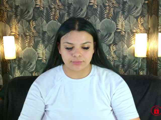 MadyMOAN webcam