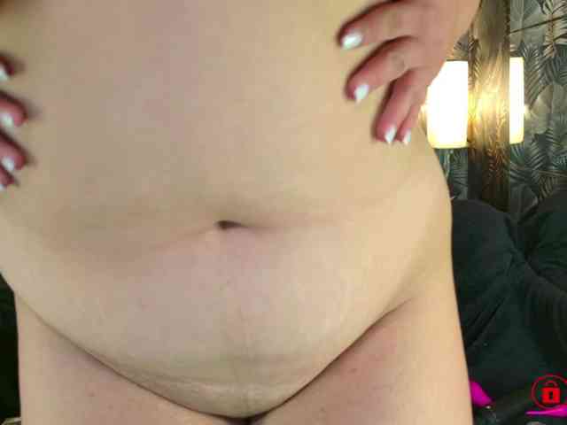 MadyMOAN webcam