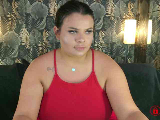 MadyMOAN webcam