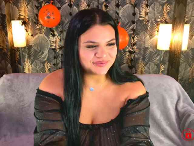 MadyMOAN webcam