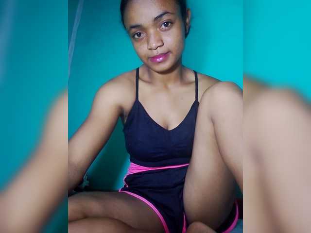 Miorita's BongaCams show and profile