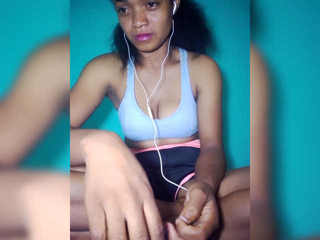 Miorita's BongaCams show and profile