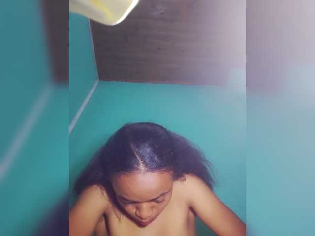 Miorita's BongaCams show and profile