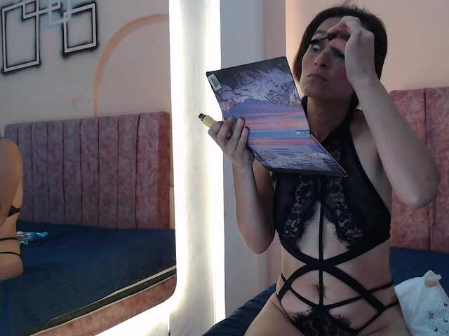 genesis-girl-mature live cam